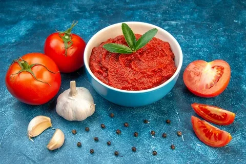 تصویر 3 از رب گوجه فرنگی حلبی + فاقد افزودنی‌ های مصنوعی